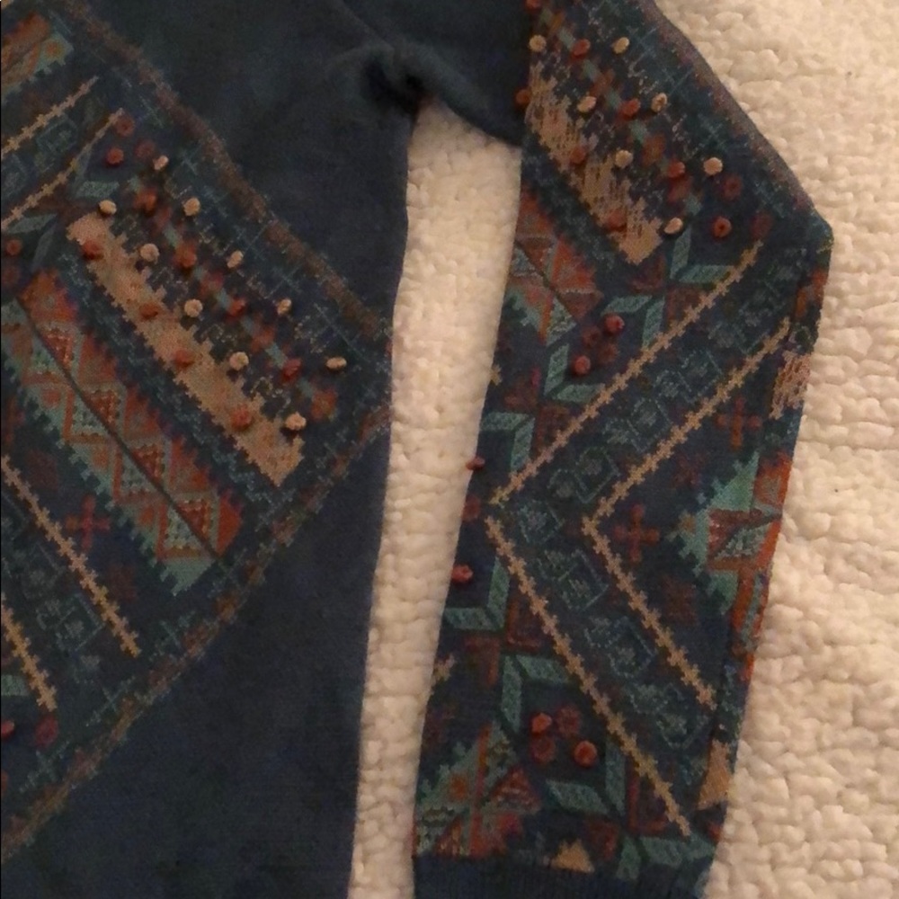 Patterned Crew Neck Sweater - Picture 3 of 4